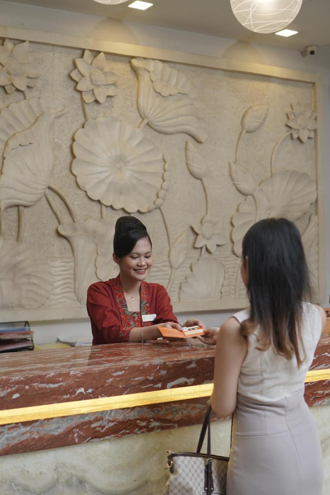 Cavinton Hotel Malioboro Yogyakarta By Tritama Hospitality Esterno foto