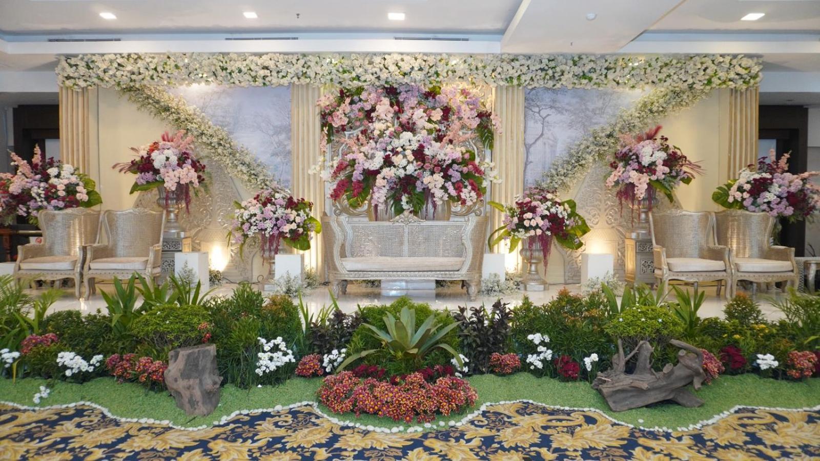 Cavinton Hotel Malioboro Yogyakarta By Tritama Hospitality Esterno foto